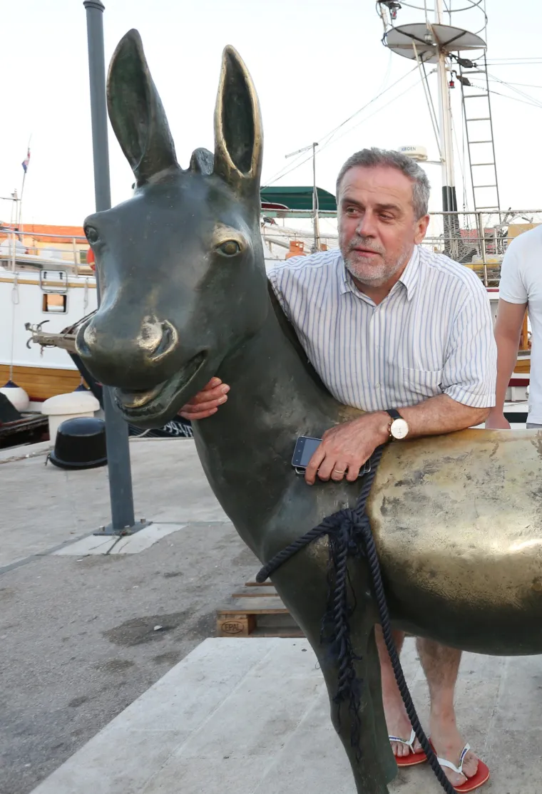 Tribunj: 50. jubilarna trka magaraca