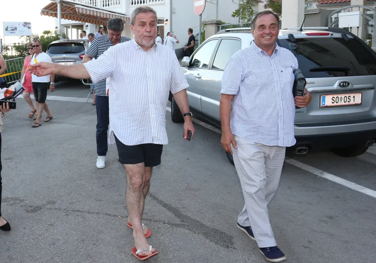 Milan Bandić i Stipe Petrina prisustvovali 50. jubilarnoj utrci magaraca u Tribunju