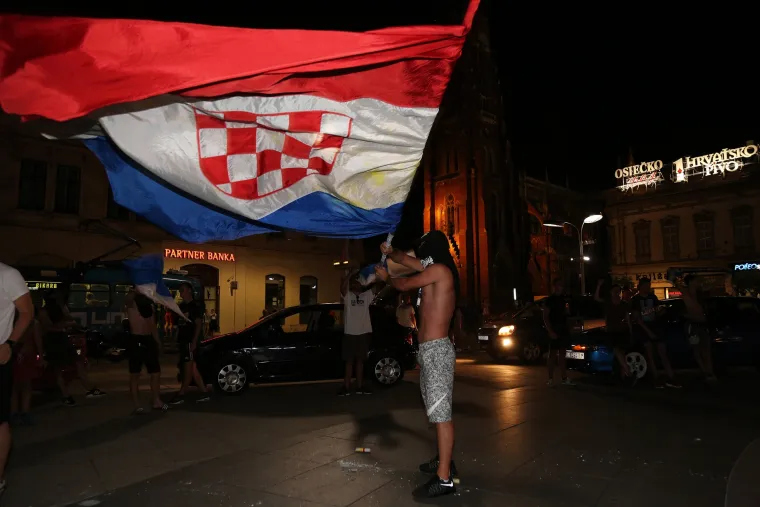 Osječani žive za sutra&scaron;nji dvoboj: navijačko ludilo u gradu kao uvertira za utakmicu s PSV-om