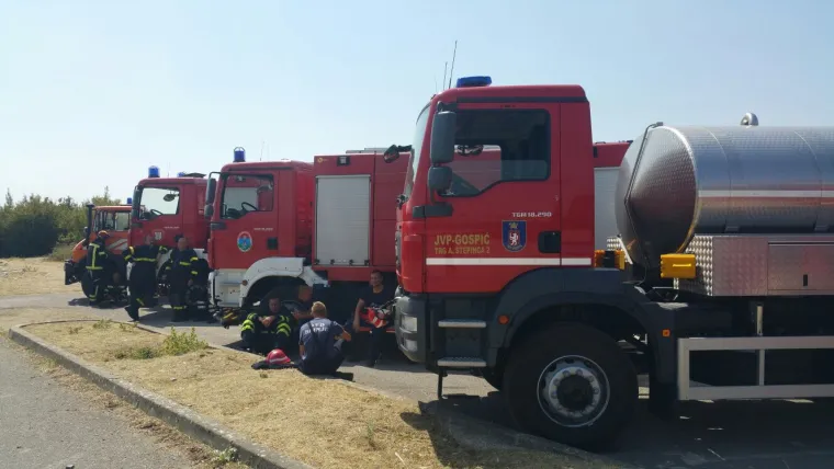 Vatrogasci čekaju Plenkovića