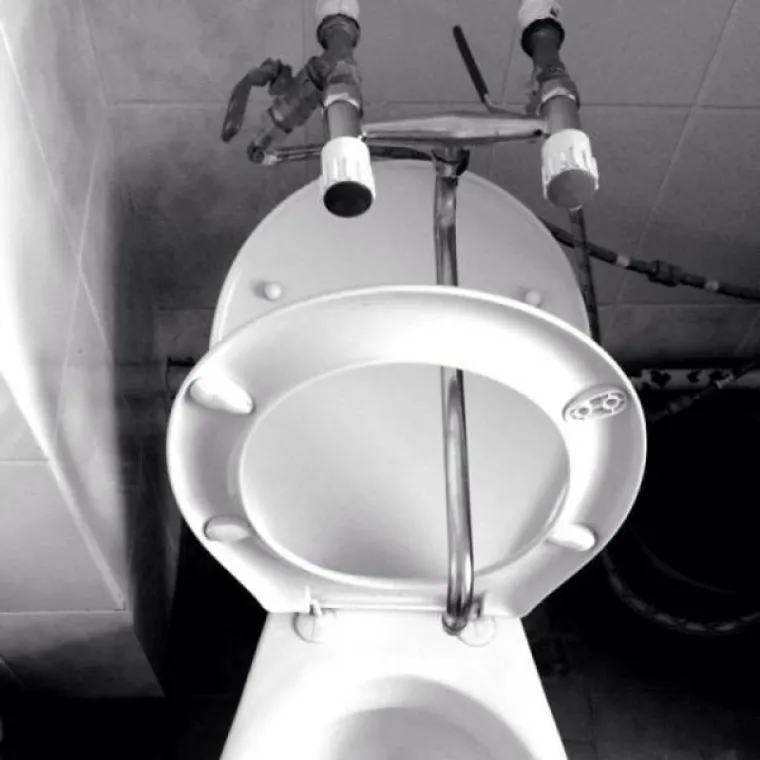 RUSIMA NE TREBA UDARITI VRUĆINA U GLAVU DA POLUDE: Njima je svakodnevica dovoljno bizarna i bez posebnih intervencija