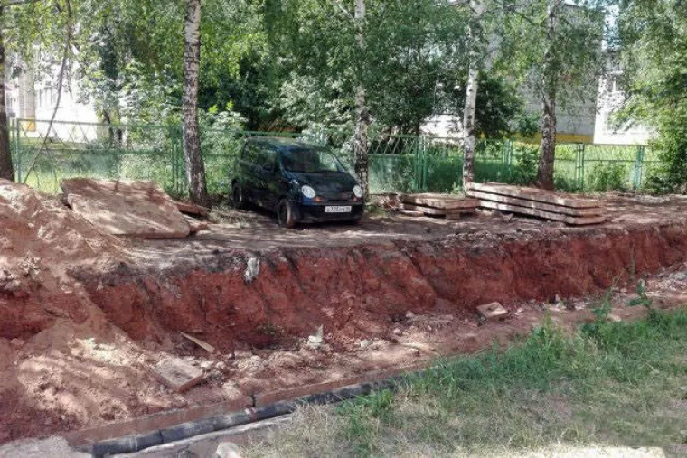 RUSIMA NE TREBA UDARITI VRUĆINA U GLAVU DA POLUDE: Njima je svakodnevica dovoljno bizarna i bez posebnih intervencija