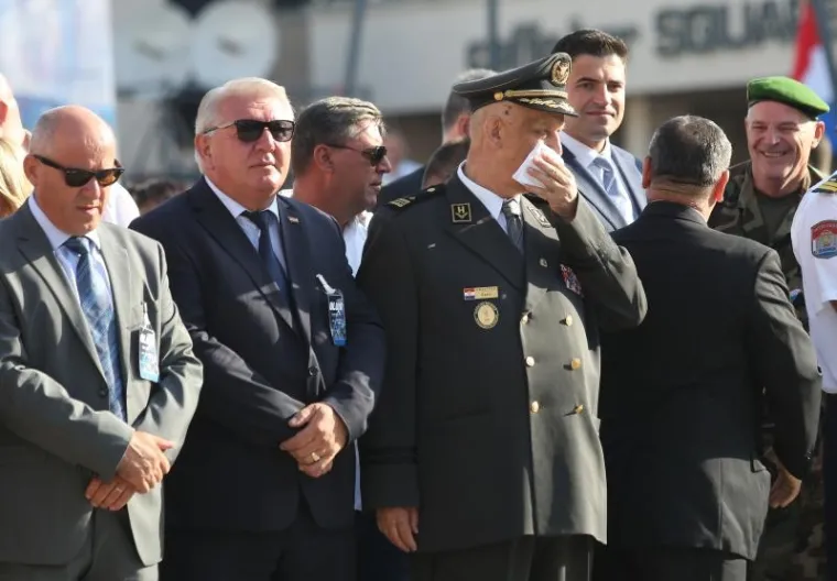 DONOSIMO OPSEŽNU FOTOGALERIJU: Pogledajte tko je sve stigao u Knin na svečano obilježavanje 22. obljetnice operacije Oluja