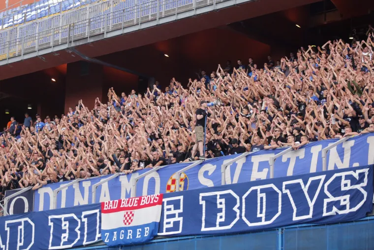 Boysi i Torcida zapalili stadion: pogledajte kako su maksimirske tribine izgledale uoči velikog derbija