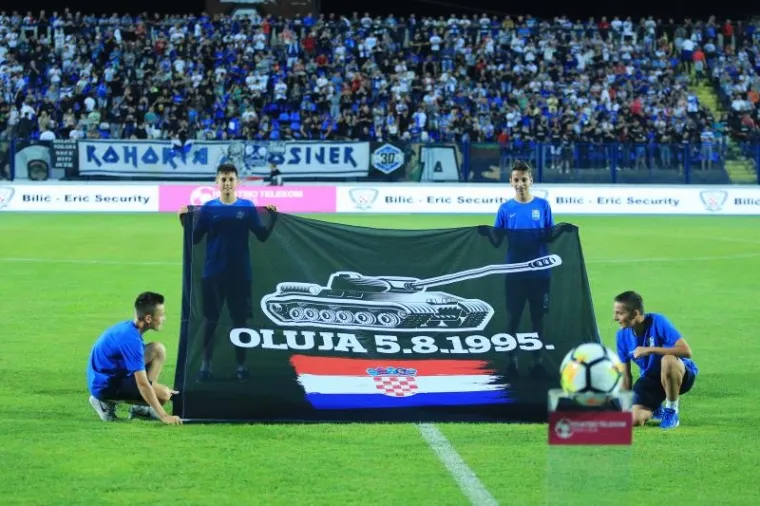 DERBI U OSIJEKU: Osjetite da&scaron;ak atmosfere i rijetko viđeno ludilo u Gradskom vrtu