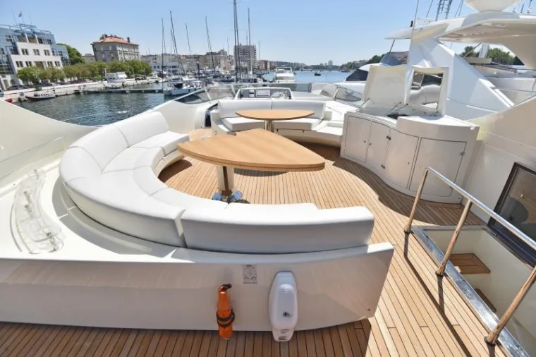 ZAVIRITE U TODORIĆEVU JAHTU: Agrokor prodaje luksuznu 'Janu' za 1,4 milijuna eura