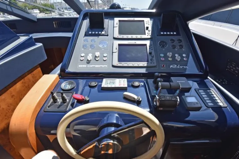 ZAVIRITE U TODORIĆEVU JAHTU: Agrokor prodaje luksuznu 'Janu' za 1,4 milijuna eura