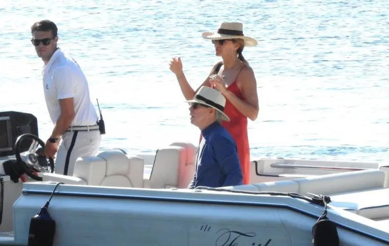 VLASNIK POZNATOG BRENDA TOMMY HILFIGER POSJETIO DUBROVNIK: Sa suprugom obišao grad i uživao u njegovim ljepotama