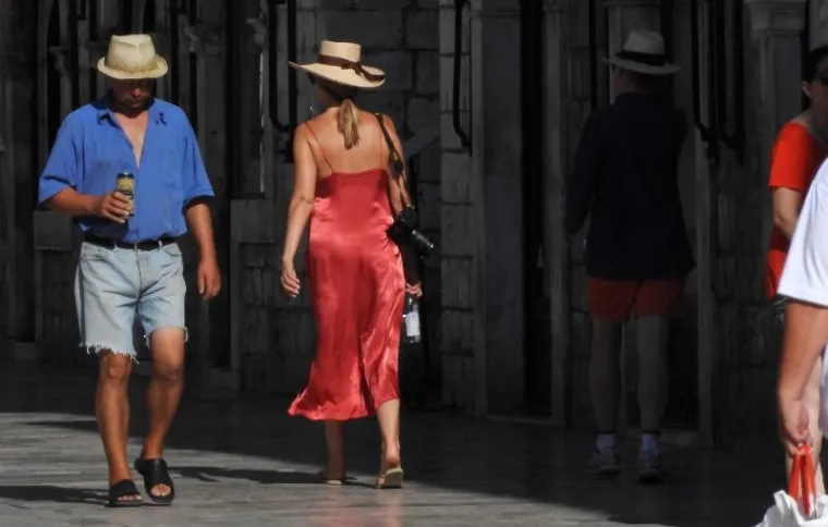 VLASNIK POZNATOG BRENDA TOMMY HILFIGER POSJETIO DUBROVNIK: Sa suprugom obišao grad i uživao u njegovim ljepotama