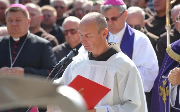 Posjednji ispraćaj fra Bonaventura Dude na zagrebačkom Mirogoju