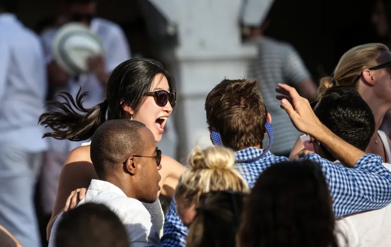 Luda zabava, &scaron;ampanjac i gole grudi obilježili Yacht week party u Carpe Diemu