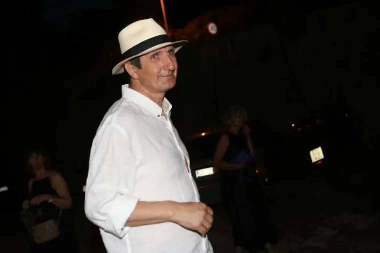 STIGLI MNOGI POZNATI HRVATI: U Splitu premijerno odigrana predstava ' Aziz ili Svadba koja je spasila Zapad'