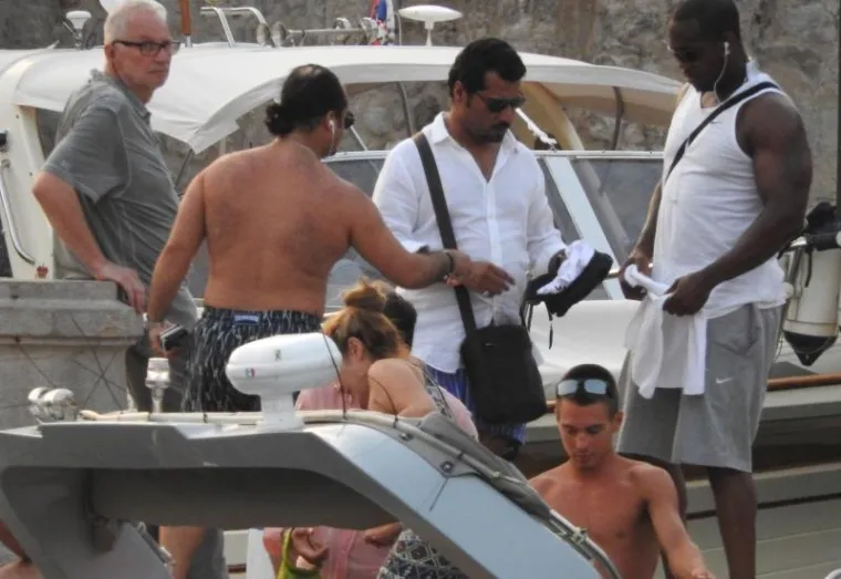 SIN BIV&Scaron;EG PREMIJERA: Rastro&scaron;ni ljubitelj velikih brzina uplovio u Dubrovnik svojom 133 metra dugom jahtom