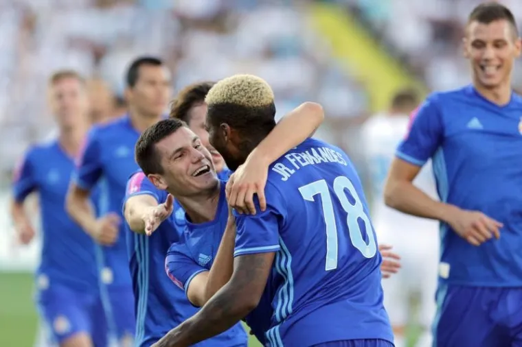 VELIKI OBRAČUN NA RUJEVICI: Dinamo sru&scaron;io prvaka, prvi poraz Rijeke u svom novom domu