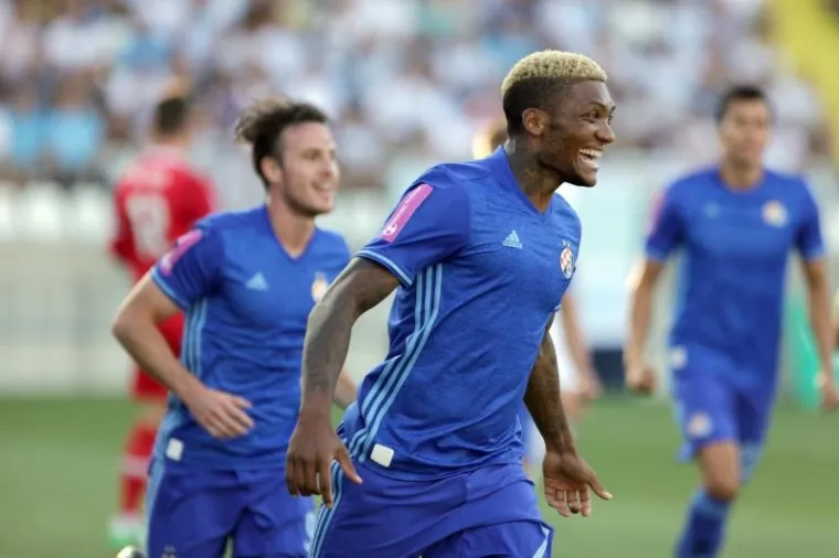 VELIKI OBRAČUN NA RUJEVICI: Dinamo sru&scaron;io prvaka, prvi poraz Rijeke u svom novom domu