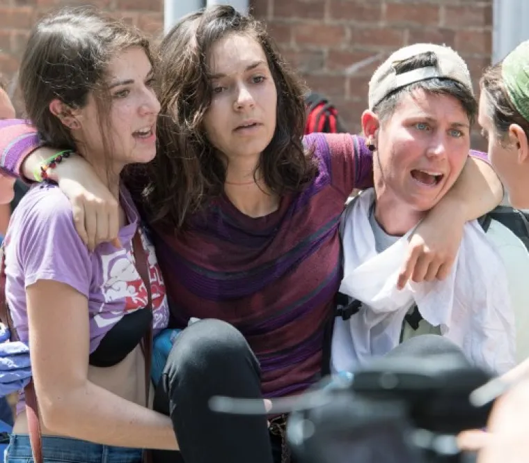 STRAVIČNI PRIZORI IZ VIRDŽINIJE: U sukobima na rasističkom prosvjedu jedna osoba stradala