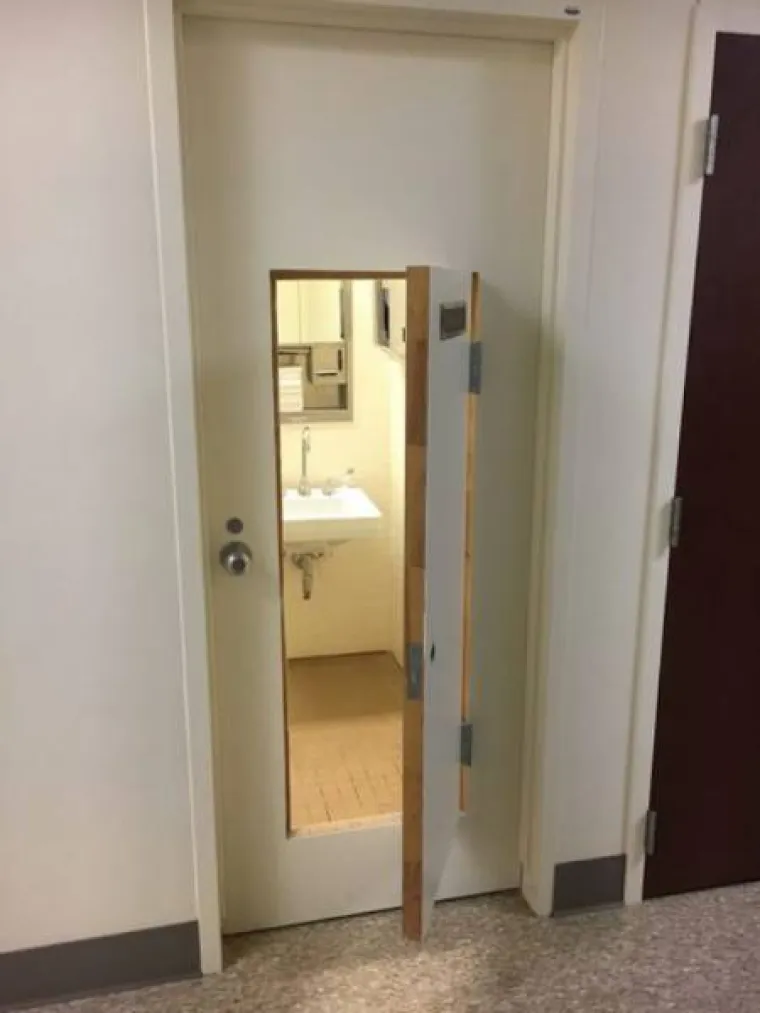 KAKO SU NESPOSOBNI: Majstori popili previ&scaron;e i svojim radom potpuno unakazili domove i javne povr&scaron;ine