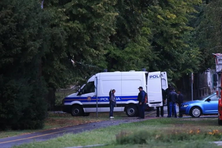 ZAVRŠENA DRAMA KOD BELOG MANASTIRA: Nasilnik pucao prema policiji i prijetio bombom