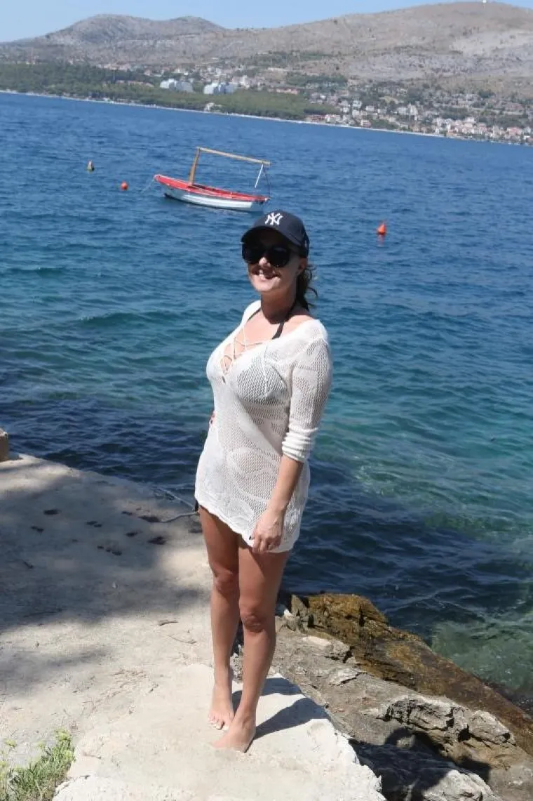 ZVIJEZDA AUSTRALSKOG REALITYJA U POSJETU DOMOVINI: Poznata Jackie Gillies ponovno ljetuje u Hrvatskoj