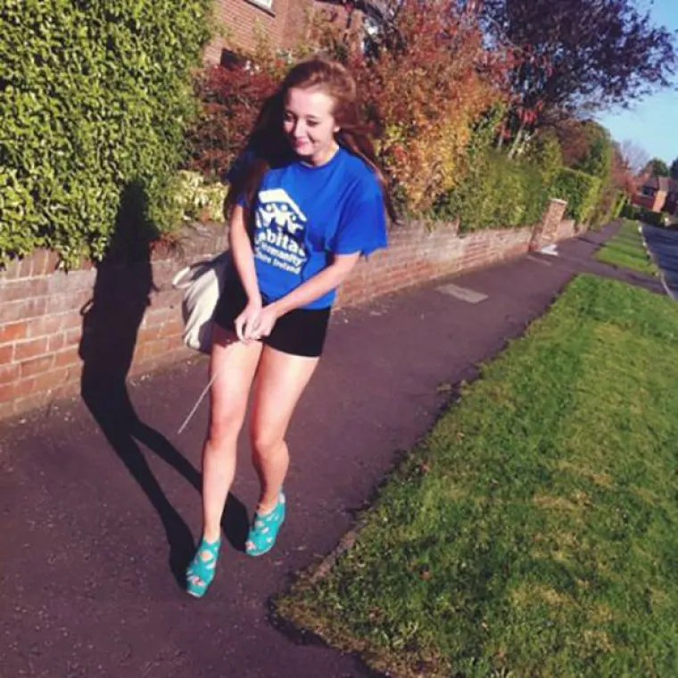 UHVAĆENE U ČUVENOM HODU SRAMA: Dobro se provele noć prije, pa se kući vraćale u mu&scaron;koj robi