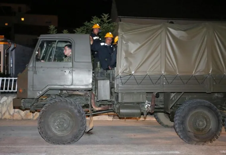 CIJELU NOĆ TRAJALA JE BORBA, A JO&Scaron; NIJE GOTOVO: Vatrogasci se muče s požarom kod Zatona