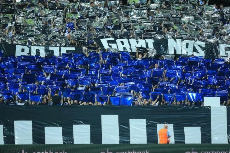 Osijek živi za utakmicu svog kluba protiv bečke Austrije u doigravanju za Europsku ligu. Photo: Davor Javorovic/PIXSELL