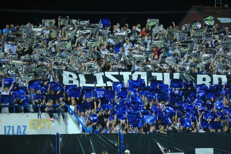 OSJEČANIMA ČISTA PETICA: Nogometna renesansa na Dravi, Gradski vrt zaslužio je ovakav europski spektakl