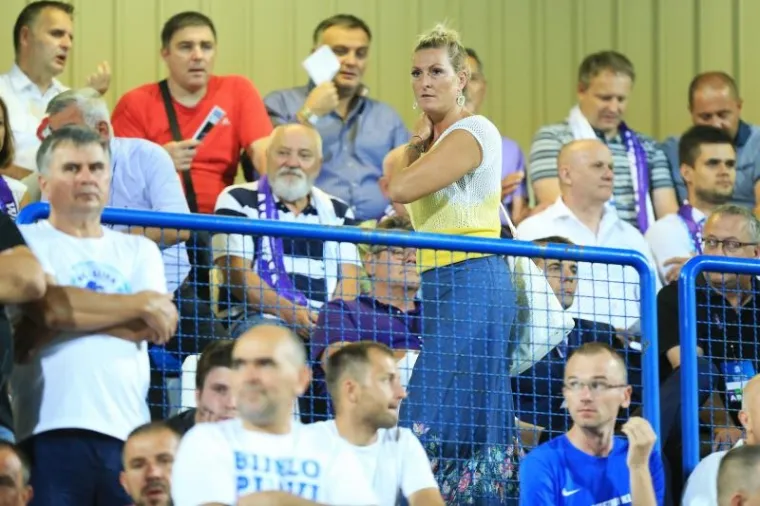 OSJEČANIMA ČISTA PETICA: Nogometna renesansa na Dravi, Gradski vrt zaslužio je ovakav europski spektakl