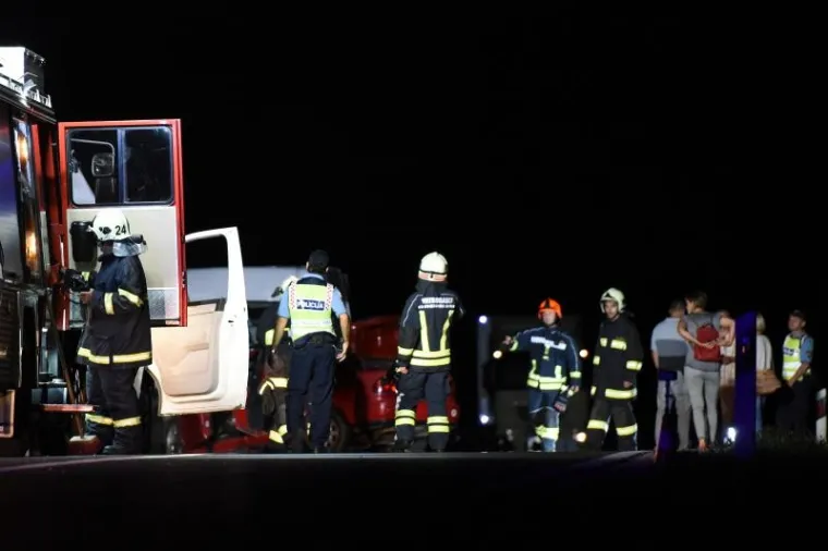 TE&Scaron;KA NESREĆA KOD VARAŽDINA: U sudaru kombija i teretnjaka poginuo mladić