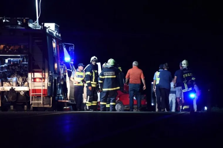 TE&Scaron;KA NESREĆA KOD VARAŽDINA: U sudaru kombija i teretnjaka poginuo mladić