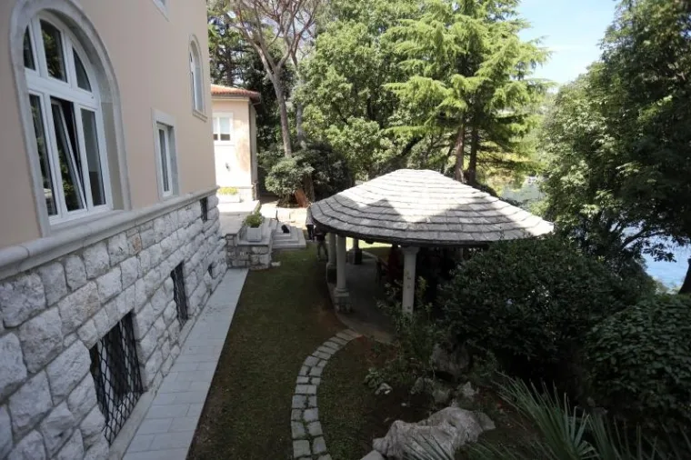 Zavirite u bivši Todorićev ljetnikovac u Medveji