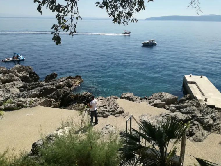 Izvanredna uprava Agrokora na čelu s povjerenikom Antom Ramljakom započela je proces prodaje nekretnine Villa Castello u vlasni&scaron;tvu koncerna.
Riječ je o nekretnini s posjedom koji se nalazi u Medveji u općini Lovran, u blizini Opatije.