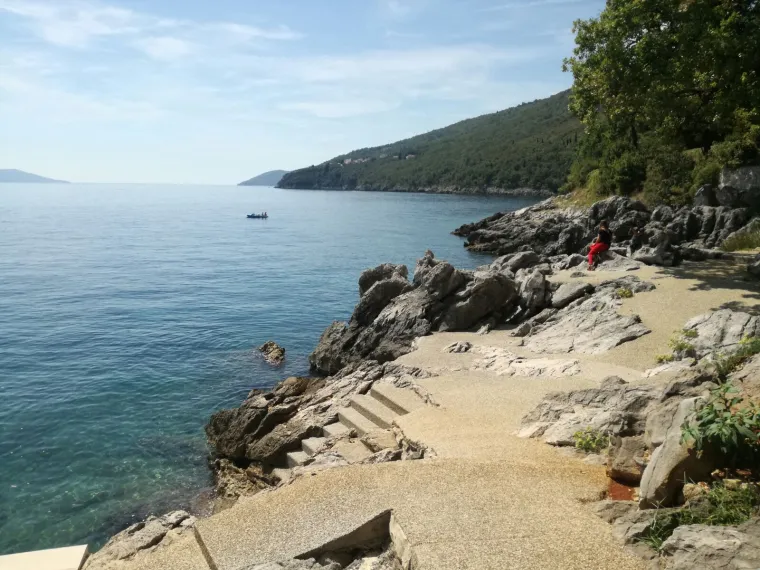 Izvanredna uprava Agrokora na čelu s povjerenikom Antom Ramljakom započela je proces prodaje nekretnine Villa Castello u vlasni&scaron;tvu koncerna.
Riječ je o nekretnini s posjedom koji se nalazi u Medveji u općini Lovran, u blizini Opatije.