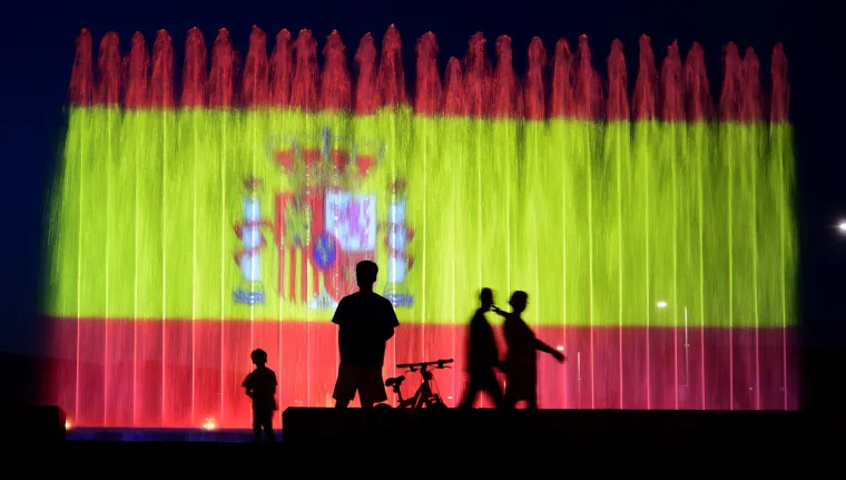 Zagrebačke fontane osvijetljene u spomen na žrtve terorističkog napada u Barceloni