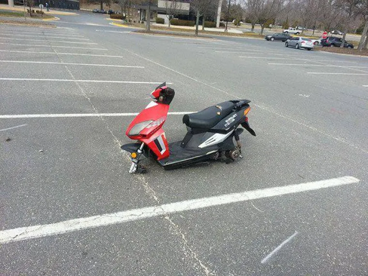 ONO KAD PARKIRA&Scaron; U KRIVOM KVARTU: Kad su se vratili po svoje limene ljubimce, shvatili su kakvu su kobnu gre&scaron;ku napravili