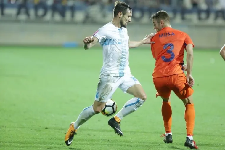 LOKOMOTIVA NA RUJEVICI: Navijači ispunili tribine i dali podr&scaron;ku Rijeci nakon serije poraza