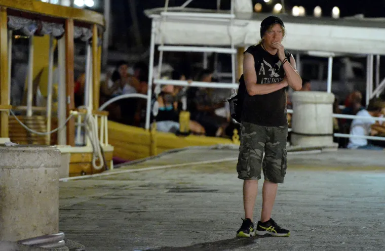 Legendarni gitarist Iron Maidena Janick Robert Gers s obitelji pro&scaron;etao Stradunom