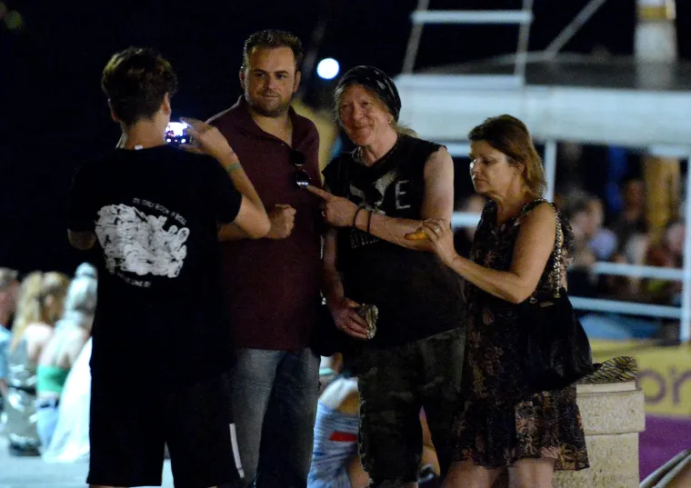 Legendarni gitarist Iron Maidena Janick Robert Gers s obitelji pro&scaron;etao Stradunom