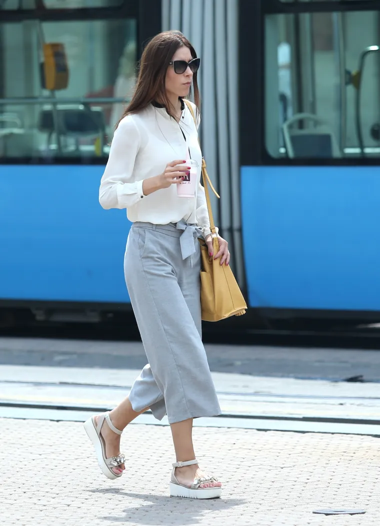 Prekrasne žene pro&scaron;etale centrom Zagreba