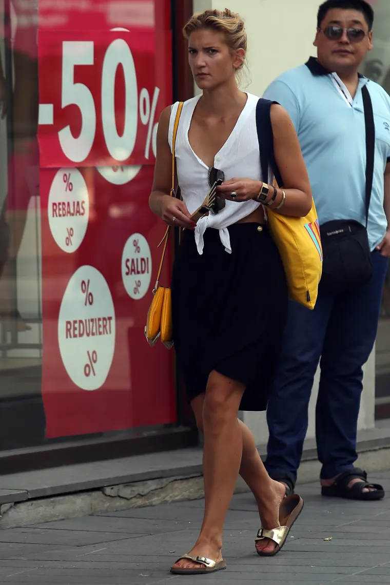 Prekrasne žene pro&scaron;etale centrom Zagreba