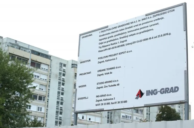 'BANDIĆU GO***, KAD BU TI DOSTA?' Na ogradi budućeg gradili&scaron;ta osvanule pogrdne poruke za zagrebačkog gradonačelnika