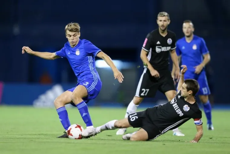 SLAVEN BELUPO NA MAKSIMIRU: Mamić i Horvatinčić srdačno se pozdravili na trbinama