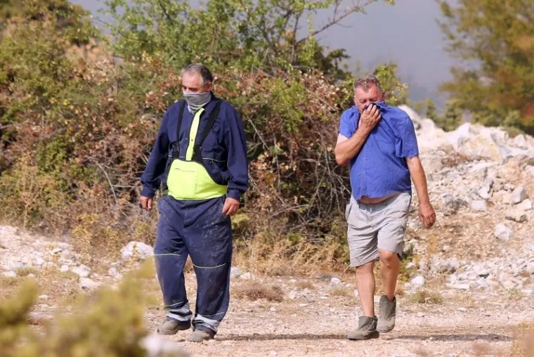 POŽAR KOD BENKOVCA: Gori &scaron;umski teren u selu Bulić u sastavu grada Benkovca