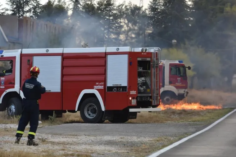 POŽAR KOD KISTANJA: Jak vjetar vatrogascima otežava ga&scaron;enje