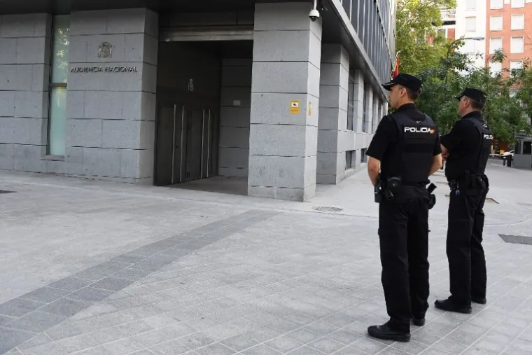 Osumnjčeni su dovezeni na ispitivanje na Visoki sud u Madridu.