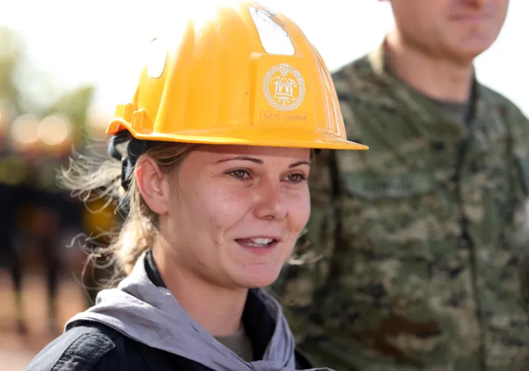 Ministar Krstičević obi&scaron;ao opožareno područje i vatrogasce iz sastava OS RH: 'Hvala dragom Bogu, nitko nije stradao'