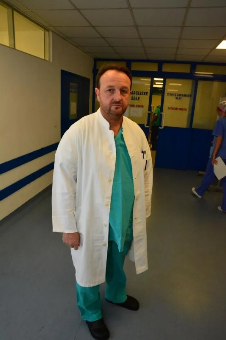 POLICIJA TRAGA ZA UBOJICOM IZ SLAVONSKOG BRODA: Od zadobivenih ozljeda preminuo te&scaron;ko ranjeni 31-godi&scaron;njak