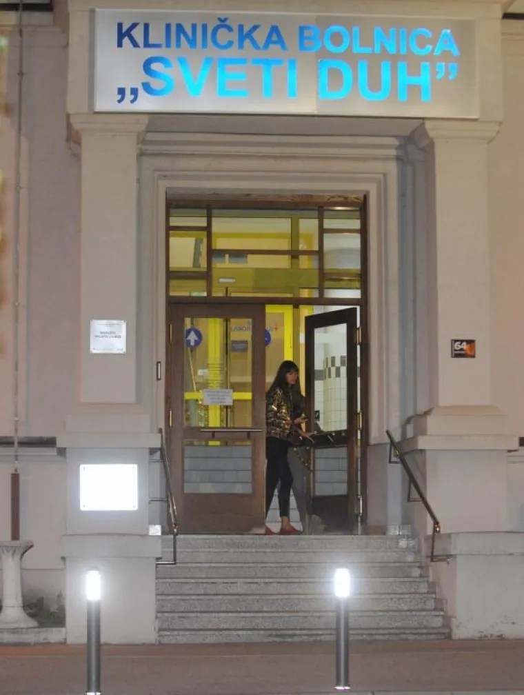 STIGLE NA SVETI DUH: Supruga i kćeri posjetile Zdravka Mamića u zagrebačkoj bolnici