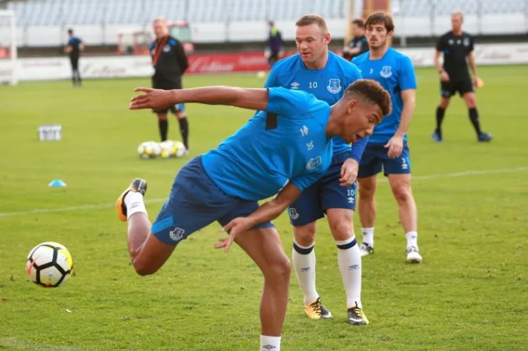 Mason Holgate i Wayne Rooney