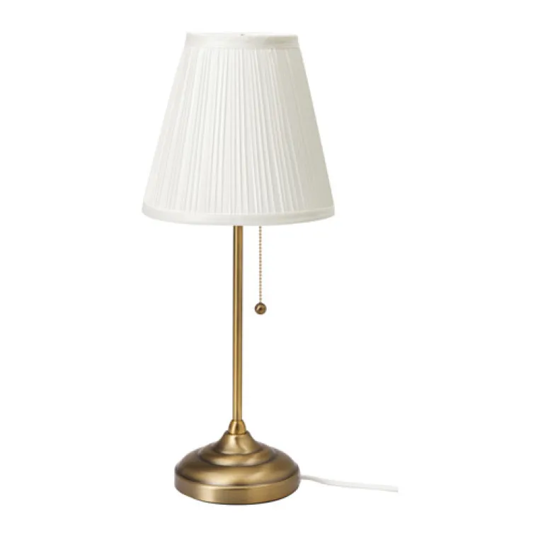 Stolna lampa, Ikea, 139,90 kuna